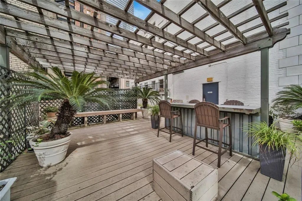 705 Main Street 610, Houston