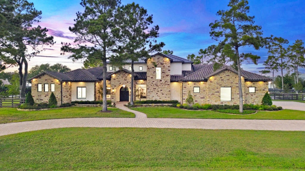 15 Royal King Road, Tomball