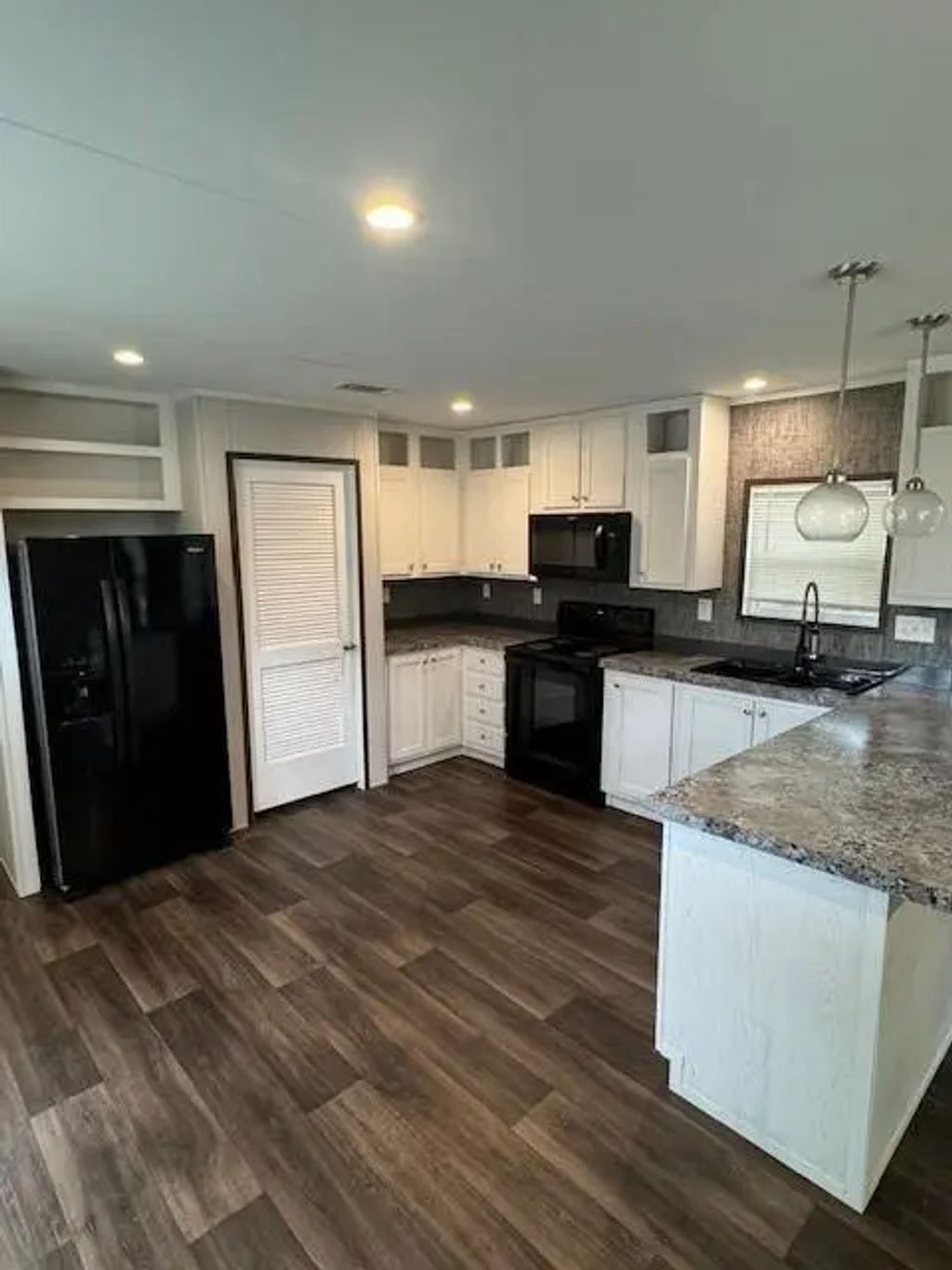 14353 W Ravine Run, Willis