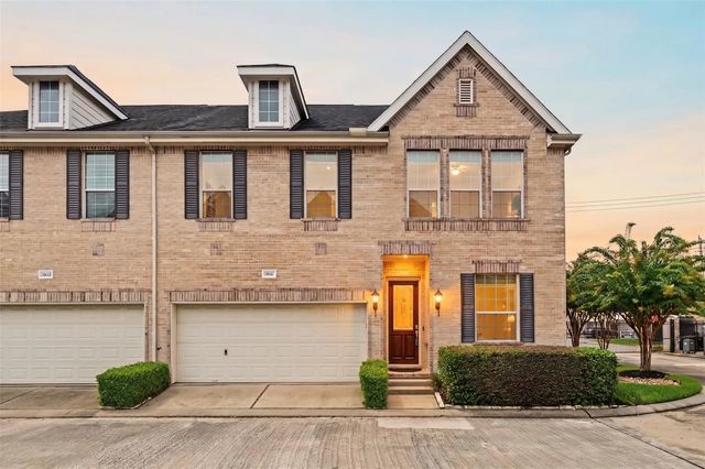 7827 Shady Villa Cove, Houston