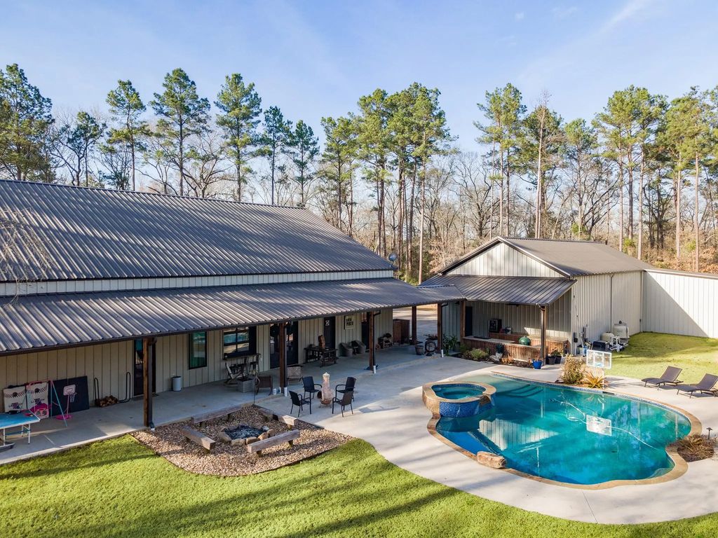 4868 Fm 2497, Lufkin
