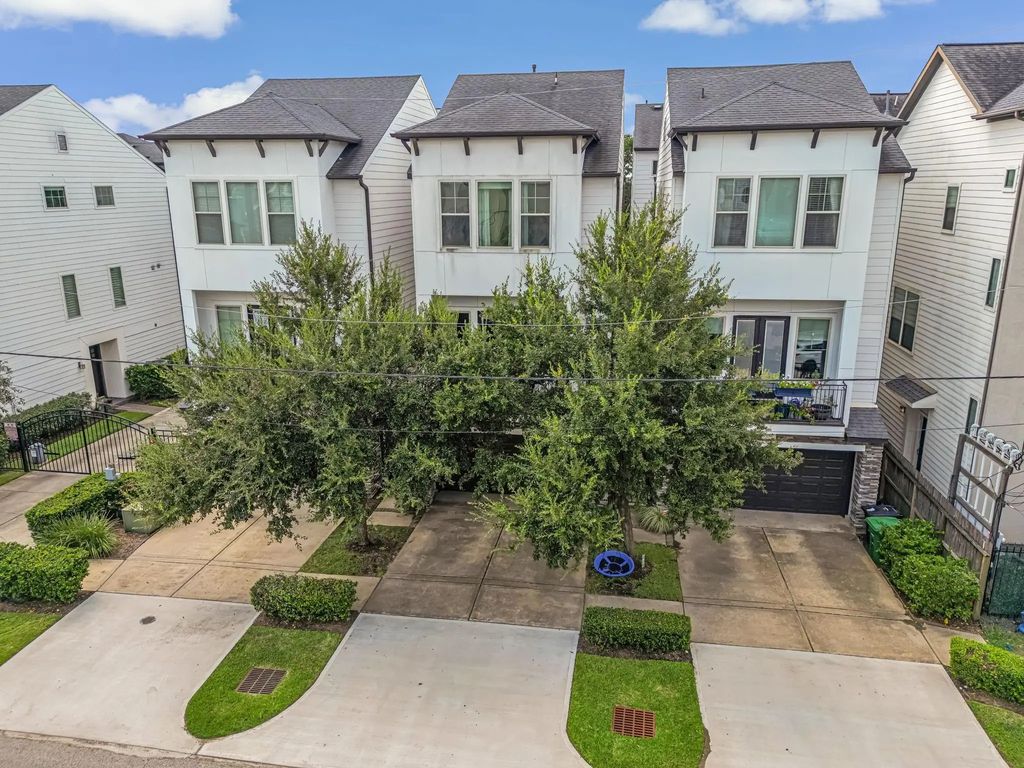 1010 W 24th Street P, Houston