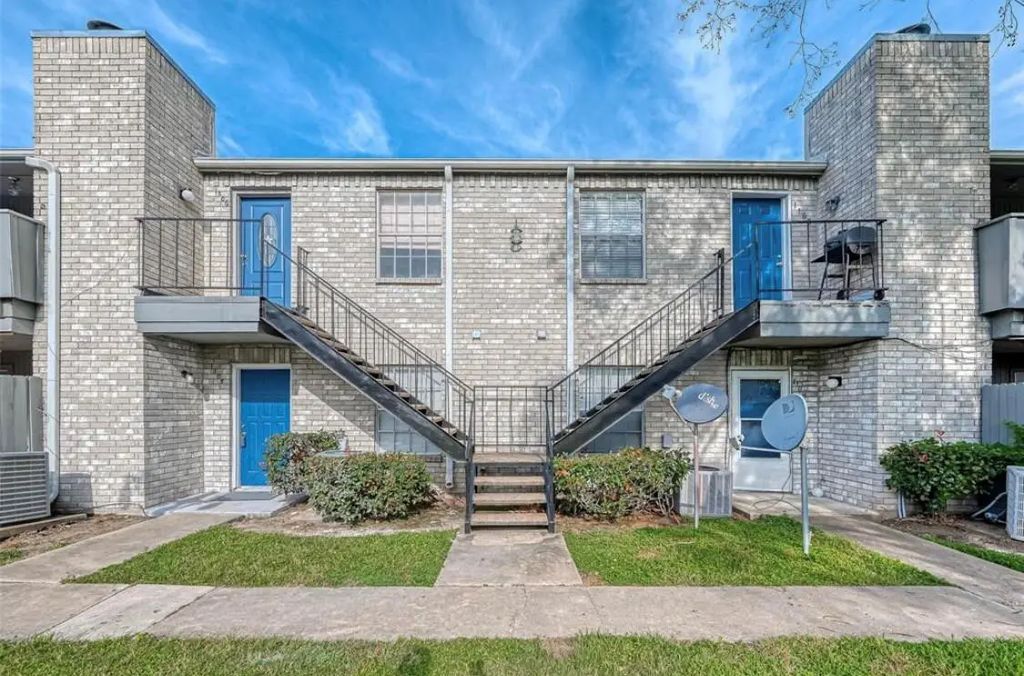 9700 Leawood Boulevard 212, Houston