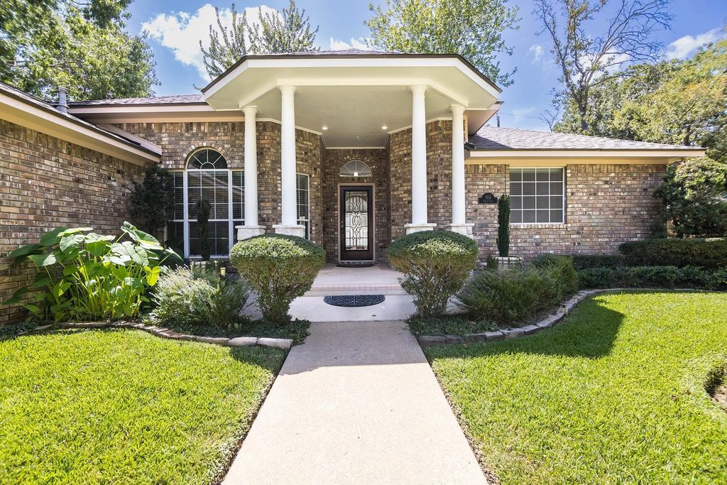 104 Peach Tree Street, Huntsville