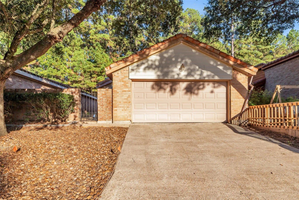 12038 Texas National Boulevard, Willis