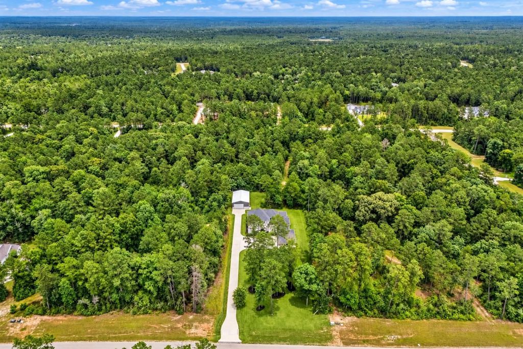 15736 Republic Ranch Road N, Willis