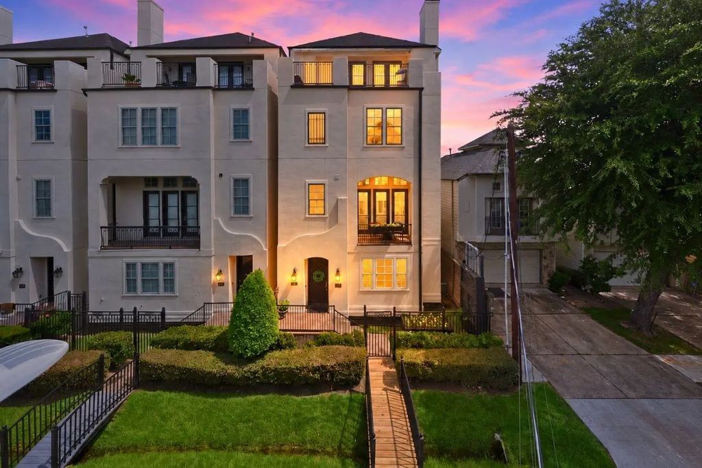 5750 Kiam Street, Houston