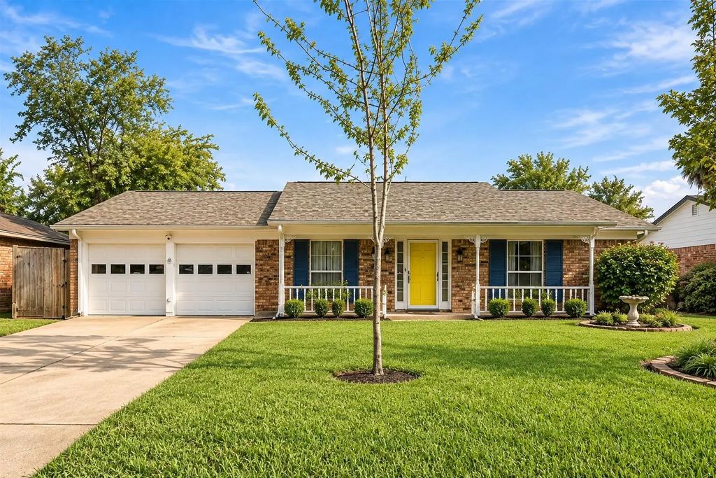 6002 Saxon Drive, Houston