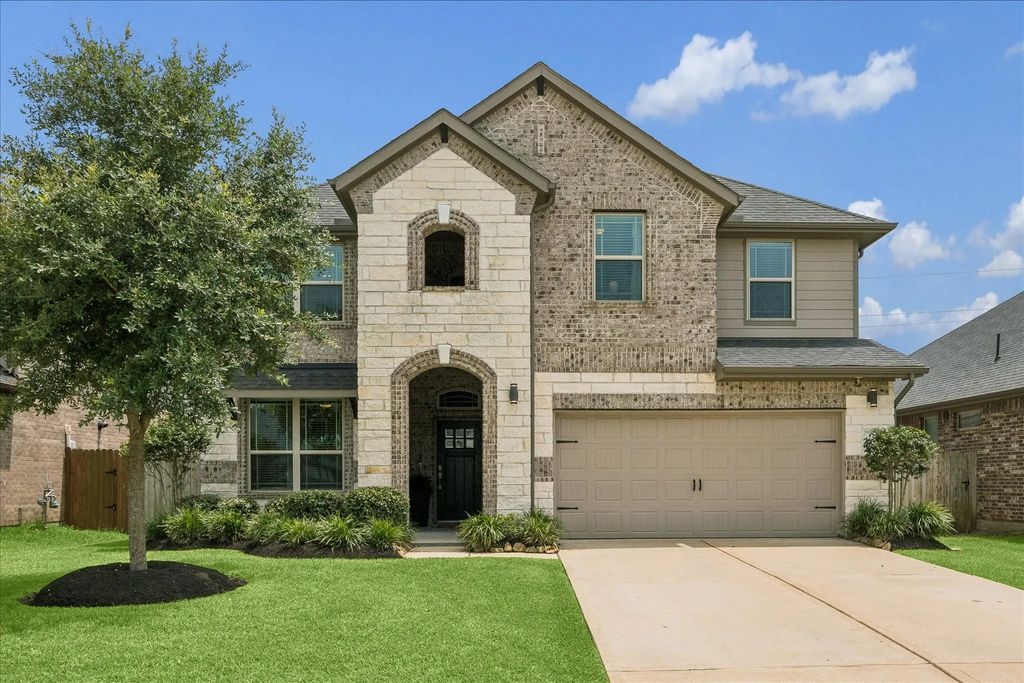 1520 Harvest Vine Court, Friendswood