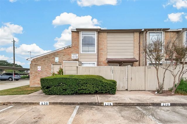 2110 Wilcrest Drive 123, Houston