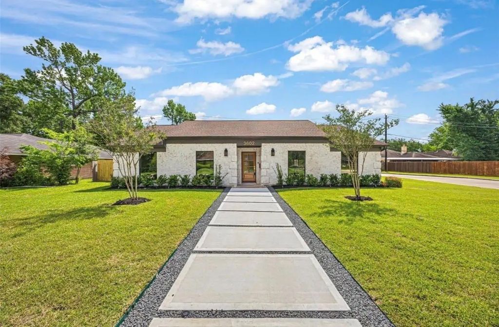 3602 Mona Lee Lane, Houston
