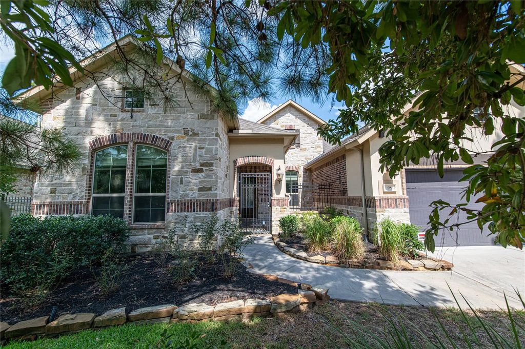 98 N Braided Branch Drive, Tomball