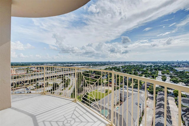 3505 Sage Road 2102, Houston