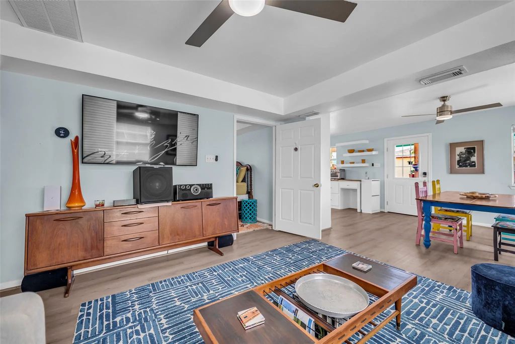 317 Crab Street, Freeport