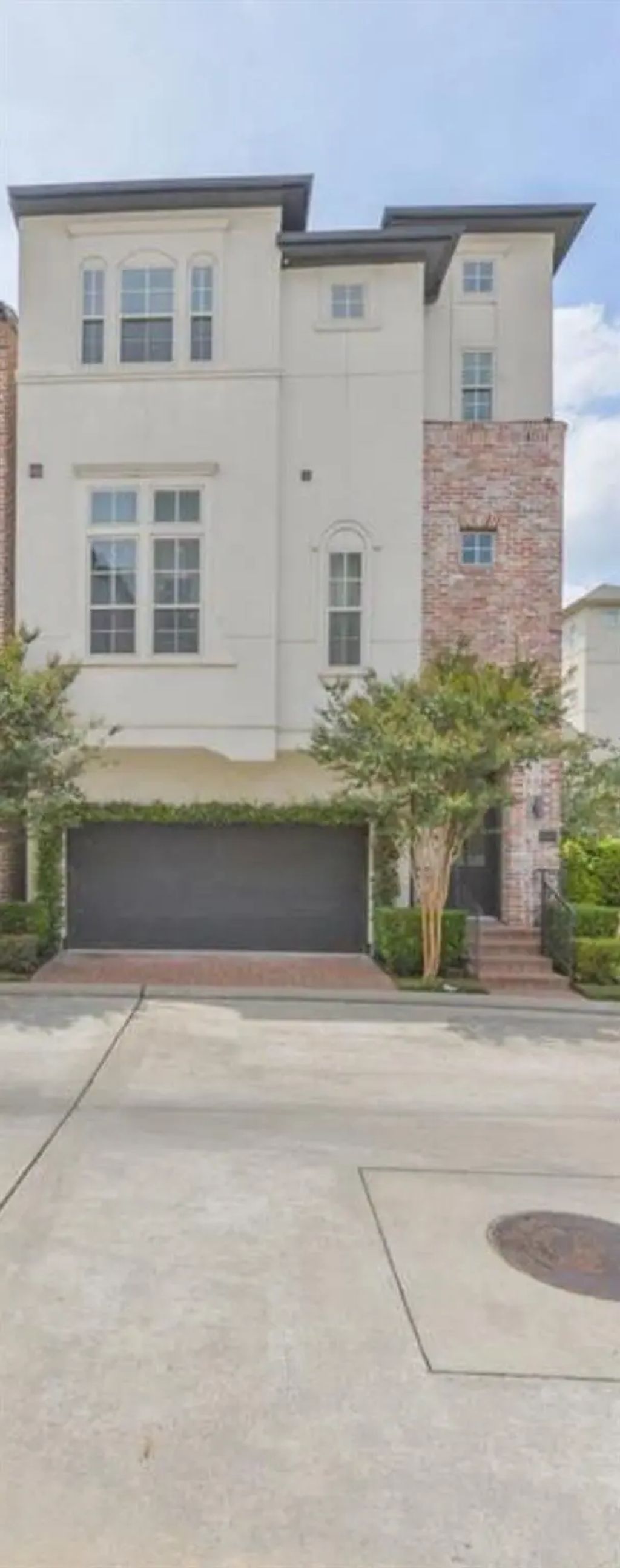 2717 Arabelle Grove, Houston