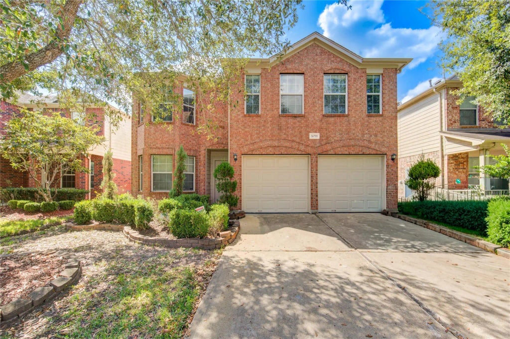 5711 Kenwood, Missouri City