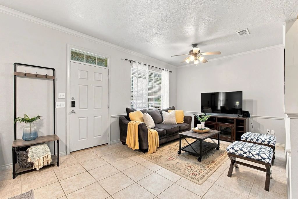 400 Forest Drive, College Station