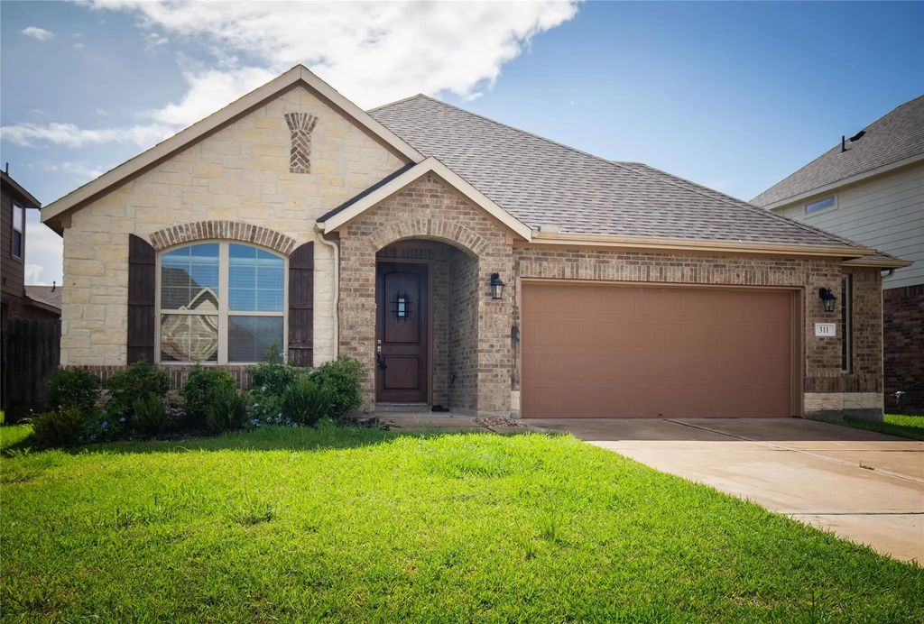 311 Lockridge Hill Ln, Rosenberg