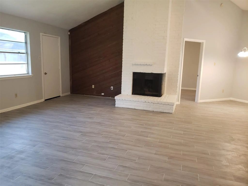 8527 Quail Hills Drive, Houston