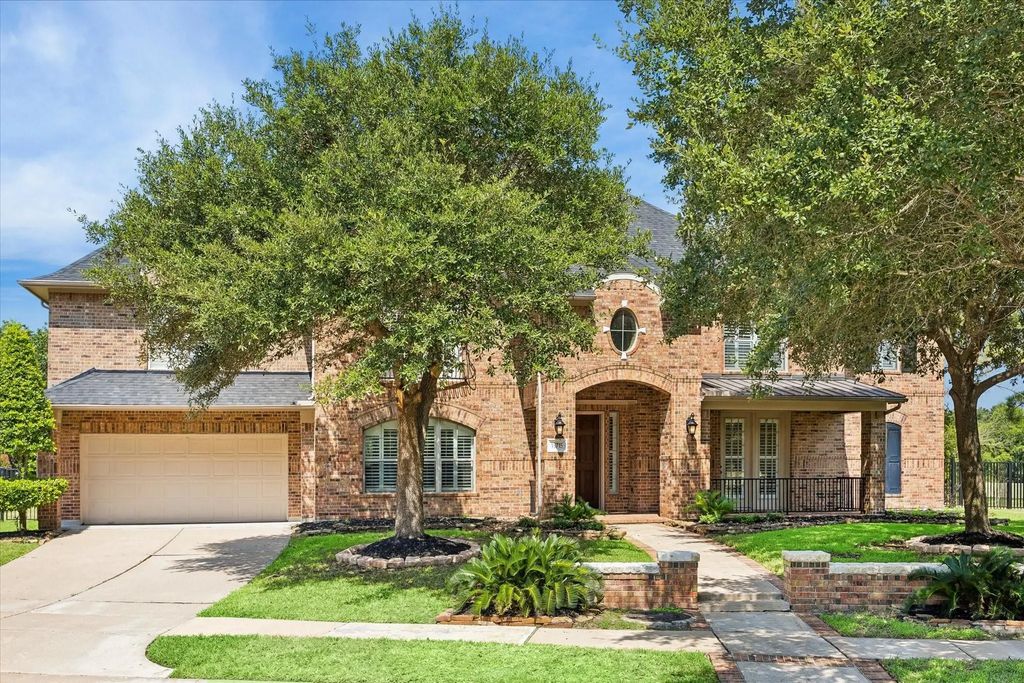 18715 N Thomas Shore Drive, Cypress