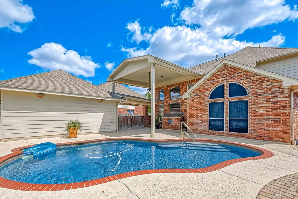 2422 Falcon Knoll Lane, Katy