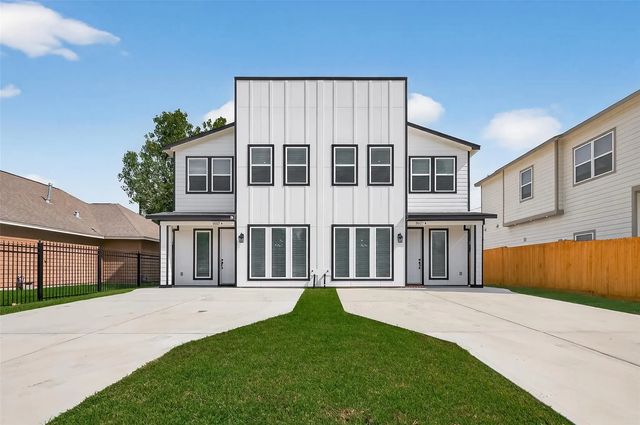 5027 Willow Glen Drive A-b, Houston