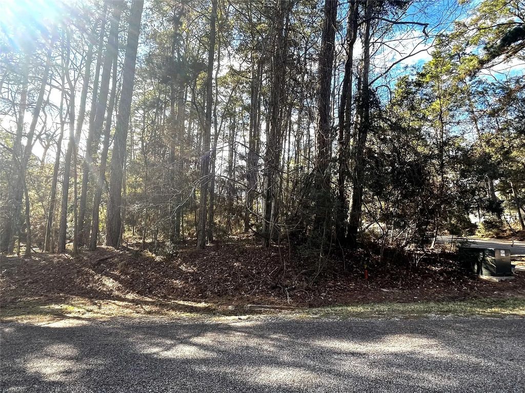 179 Green Tree Drive, Coldspring