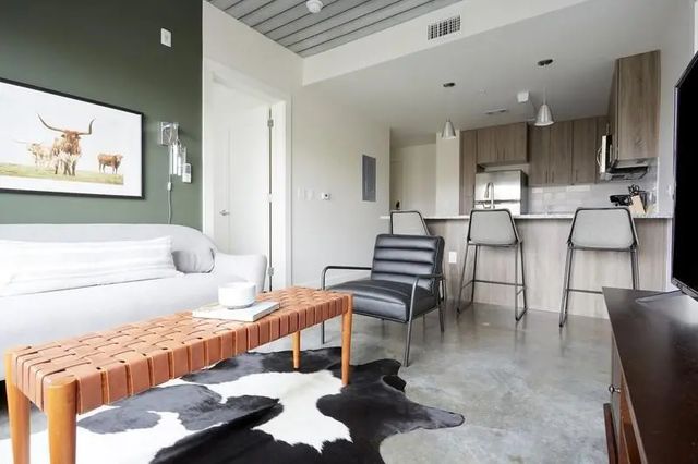 3550 Main Street 4416, Houston