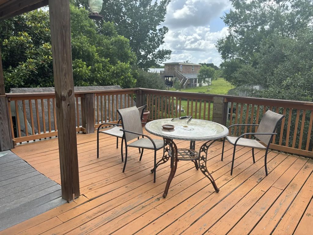 5324 Aurora Drive S Cr378, Alvin