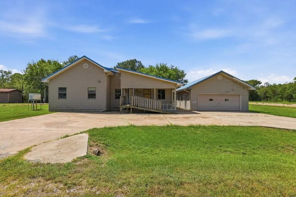 3512 10th Street, Beaumont