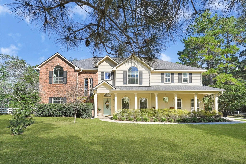 12134 Rainy Oaks Drive, Magnolia