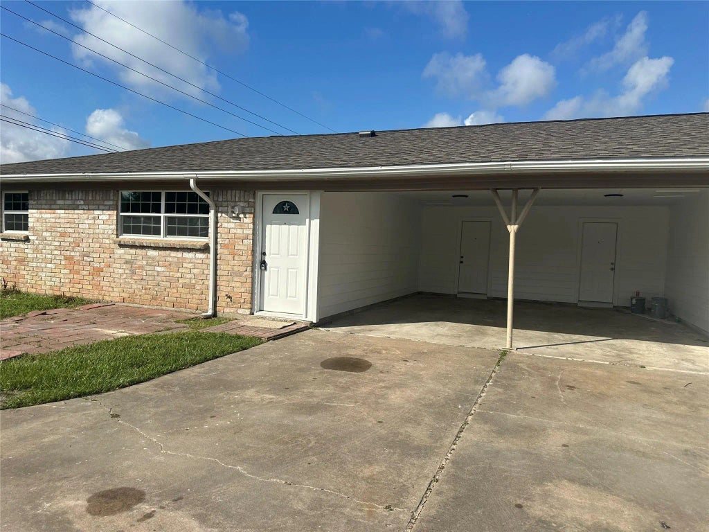 608 County Road 157, Alvin