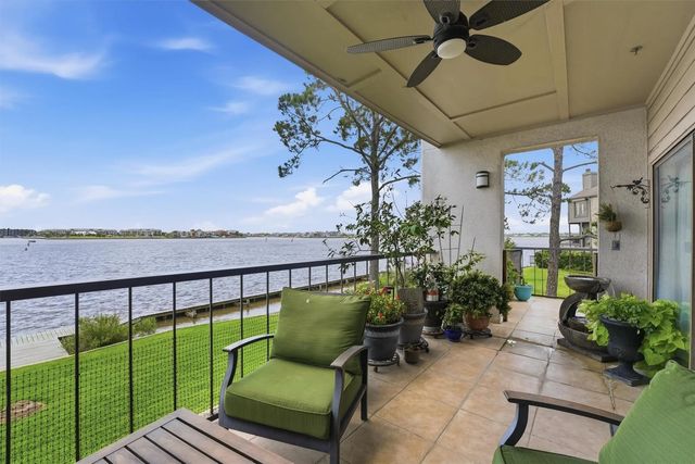 401 Lakeside Lane 113, Houston