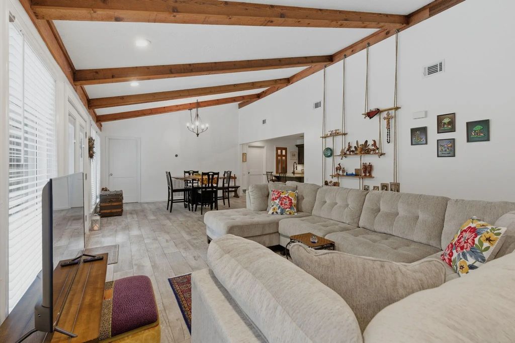 11830 Cranberry Lane, Montgomery