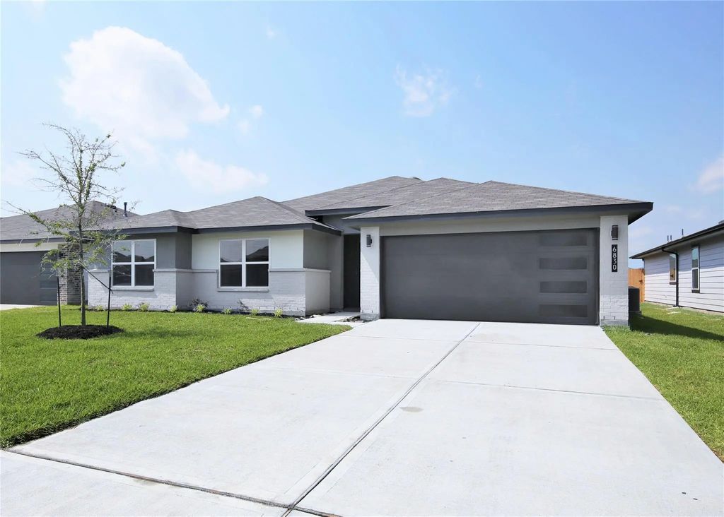 6830 Dell Vista, Rosenberg