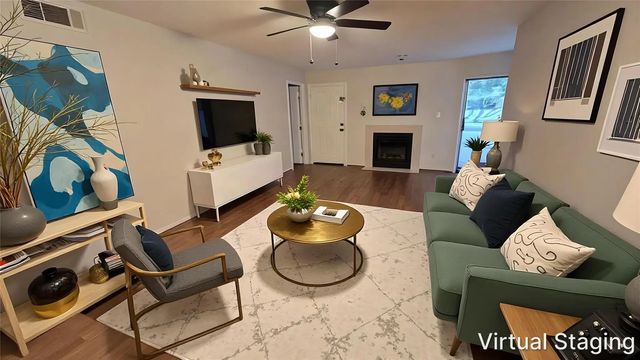 10705 Braes Bend Drive, Houston