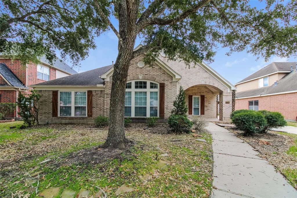 2006 Breezway Bend Lane, League City