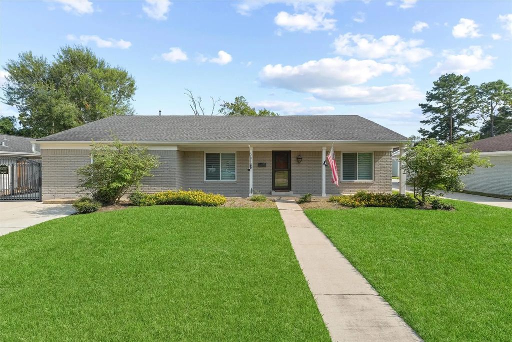5618 Dawnridge Drive, Houston