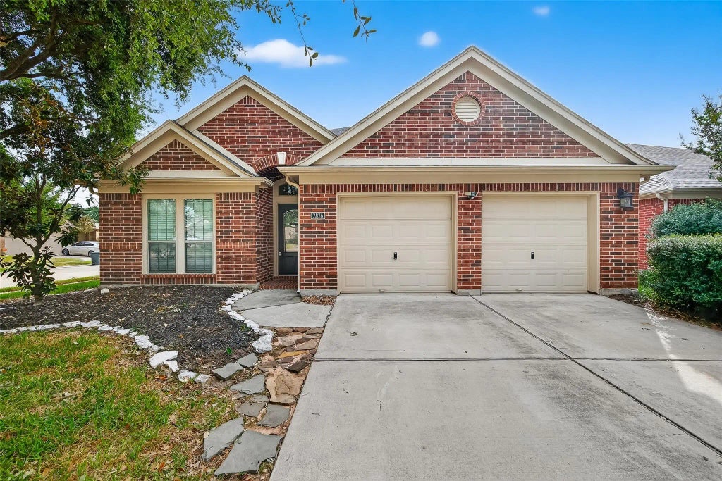 2826 Lakecrest Forest Drive, Katy