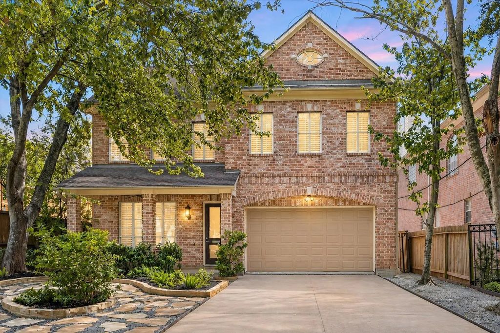 4111 Sunset Boulevard, Houston