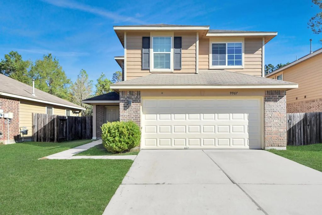9967 Sterling Place Drive, Conroe
