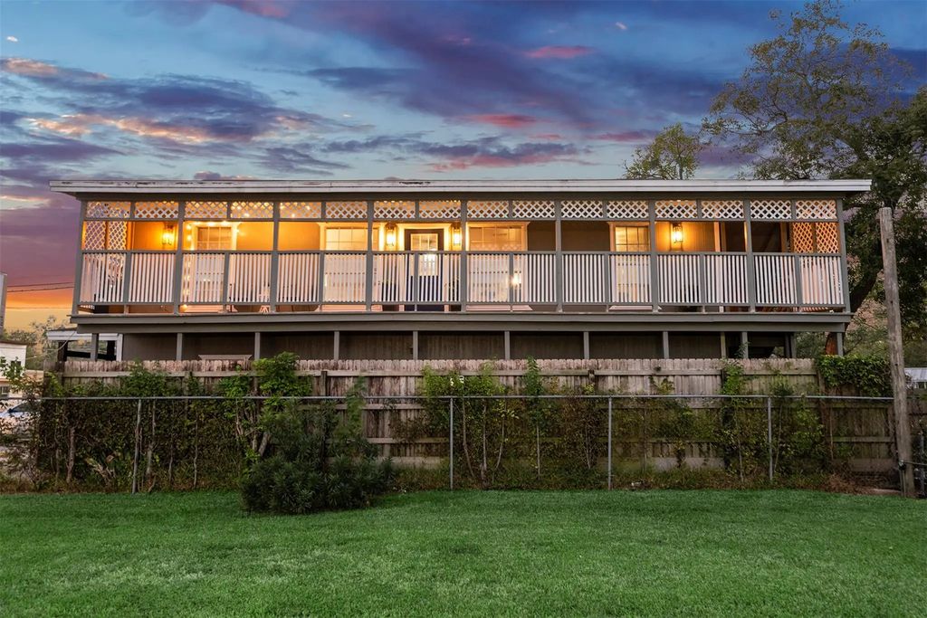 114 Grand Avenue, Bacliff