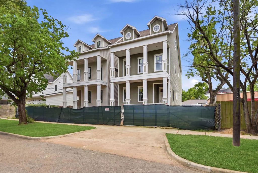 310 W 9th Street, Houston