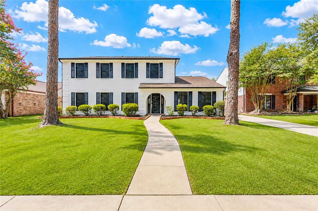 16011 Pinyon Creek Drive, Houston