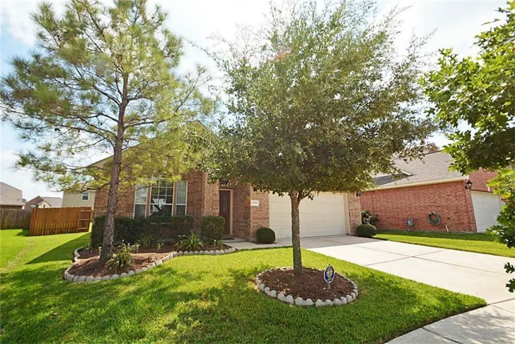 19711 Heron Shadow Court, Richmond