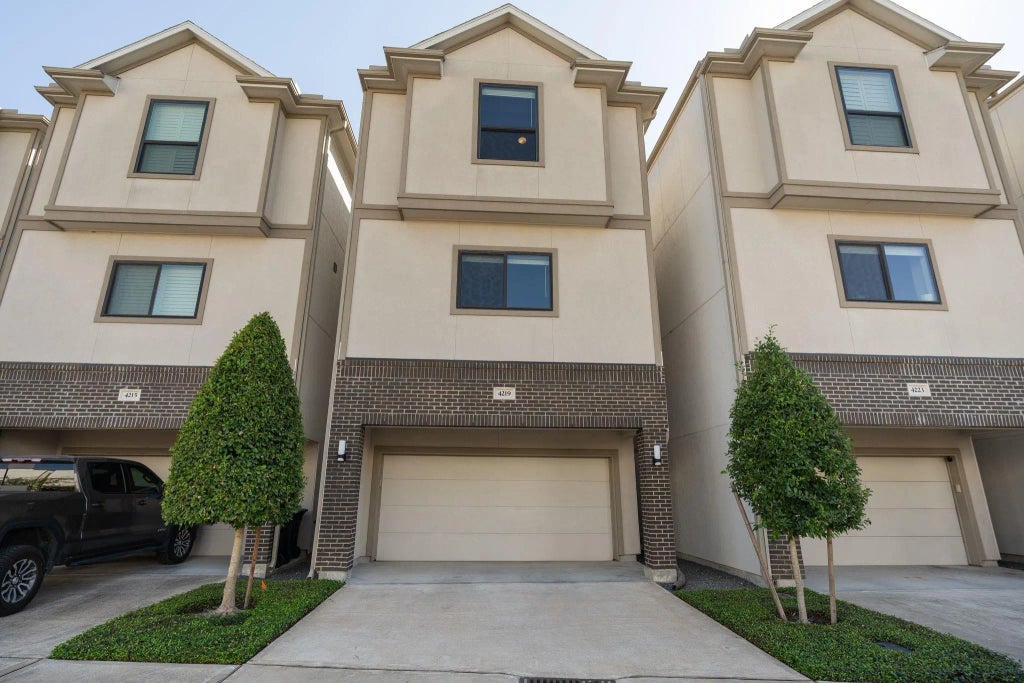 4219 Allen Street, Houston