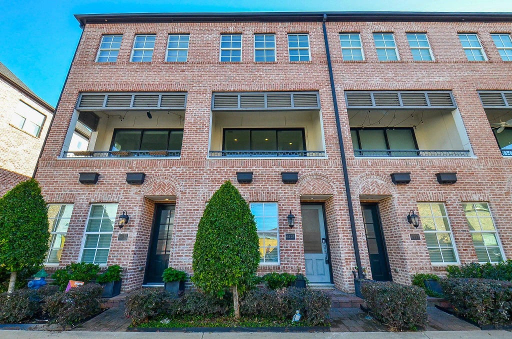 6125 Cottage Grove Lake Drive, Houston