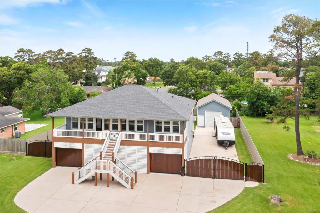 610 S Shady Lane, La Porte