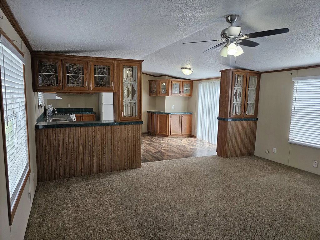 827 Gregs Way, Huffman