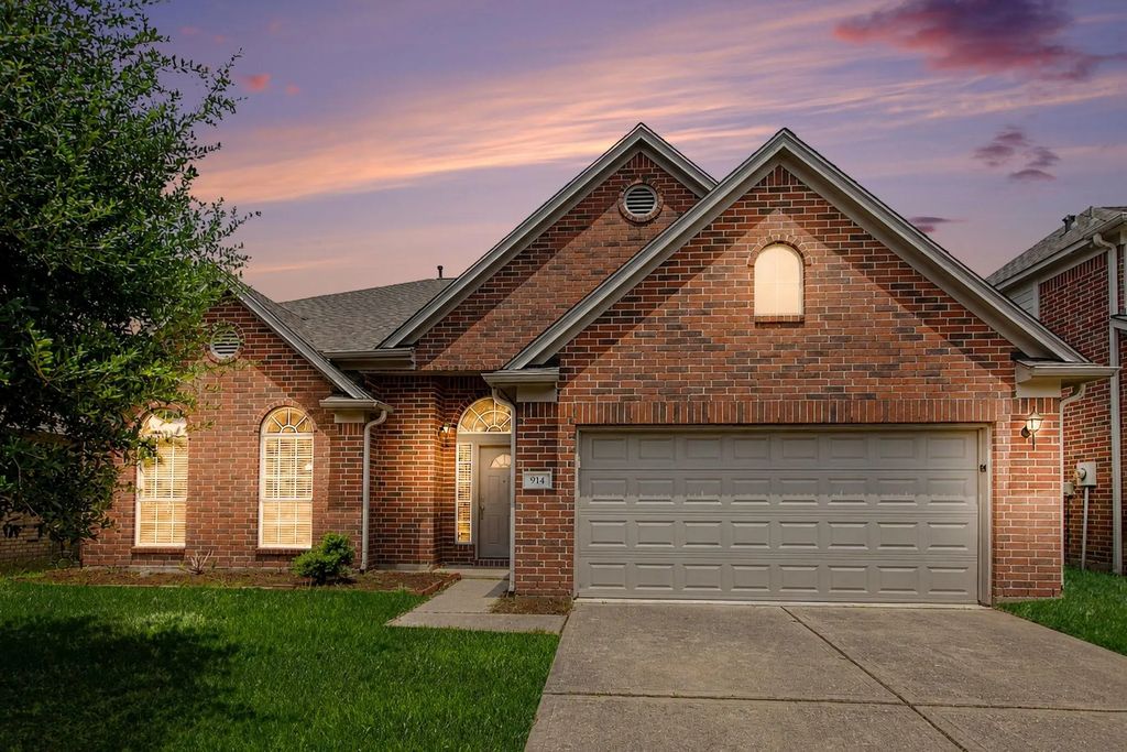914 Brady Bend Drive, Spring